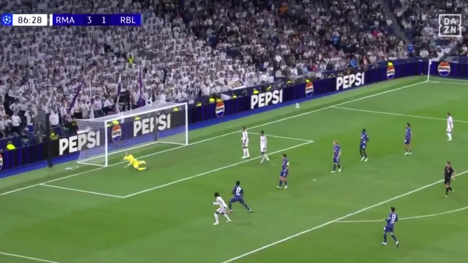 Real Madrid goleia e Diomande brilha contra ex-clube na Champions