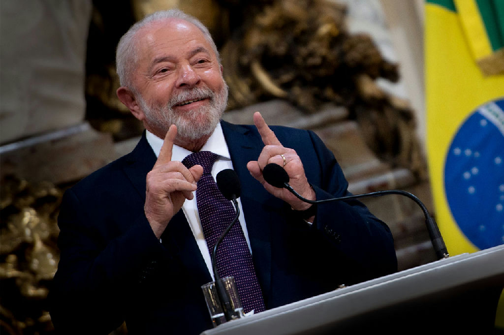 Reeleito em 2026, Lula enfrentará graves crises econômicas ao assumir o Brasil em janeiro