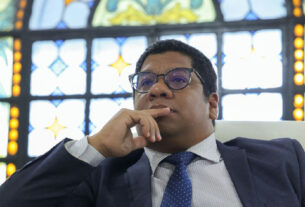 Risco de invasão militar de Cuba pelos Estados Unidos é real, alerta embaixador