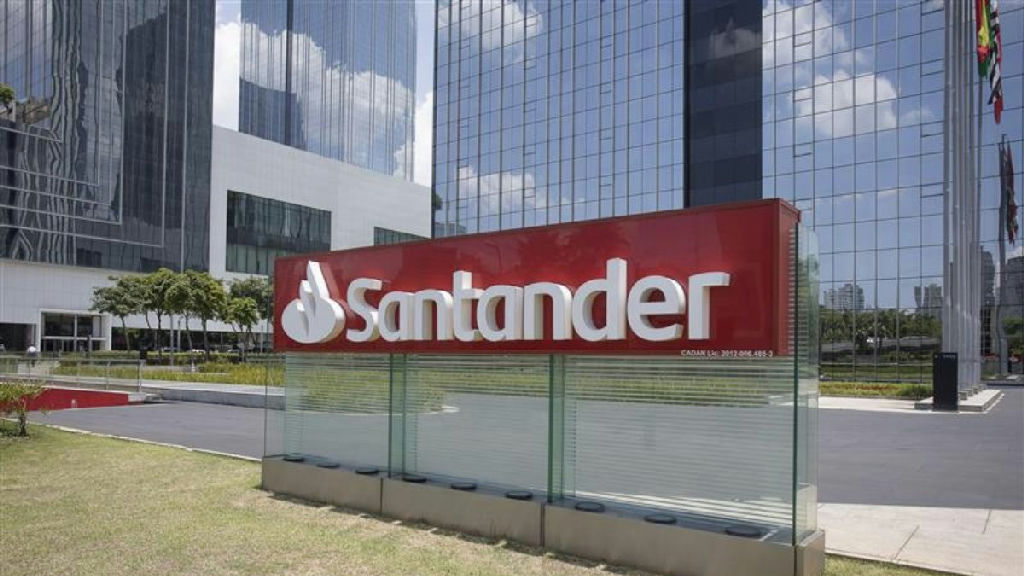 Santander Brasil (SANB11) tem lucro de R$ 2,9 bilhões no 3T26 e recua 28%