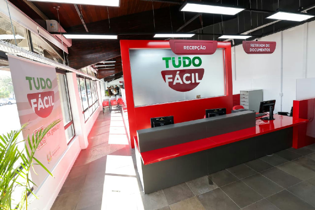 Serviços do RS têm horários alterados no feriadão de Finados