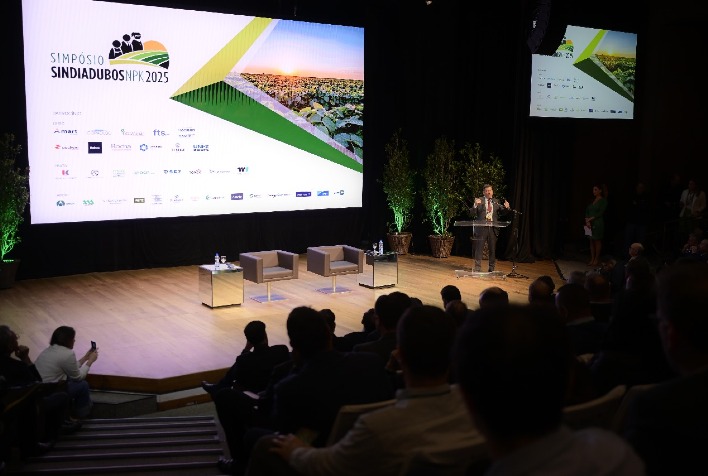 Simpósio Sindiadubos NPK 2026 discute em Curitiba os rumos dos fertilizantes e a geopolítica do agro