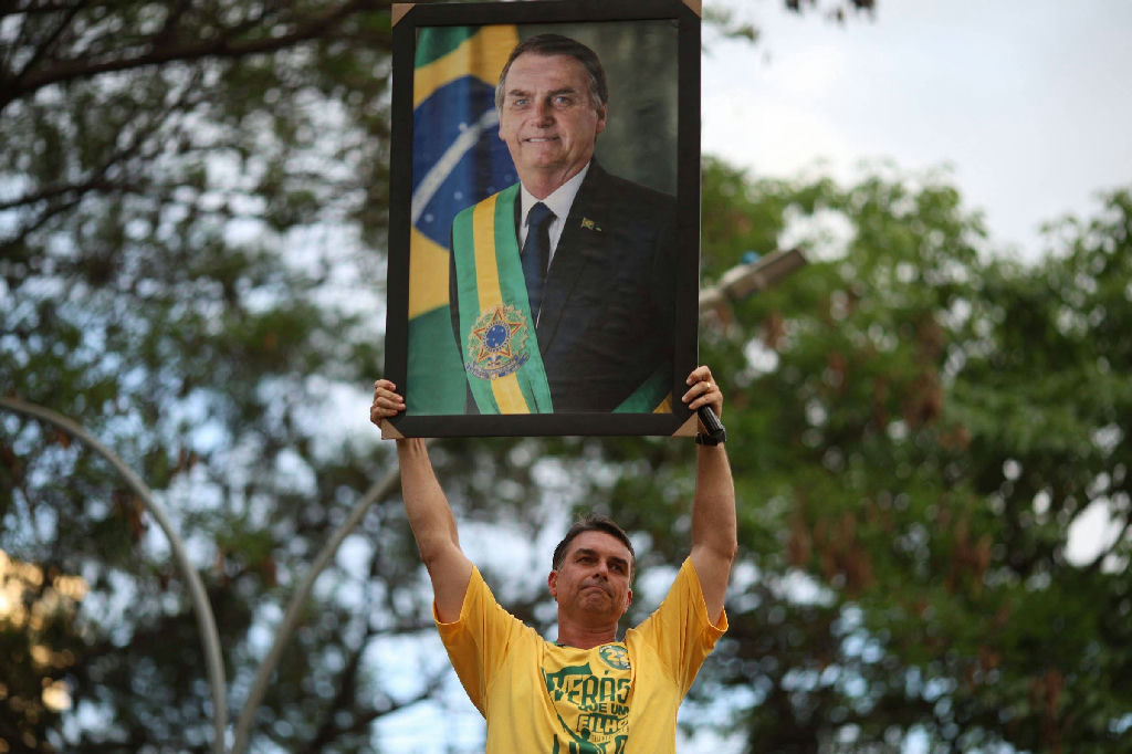 Supremo Tribunal Federal flexibiliza restrições a aliados de Jair Bolsonaro