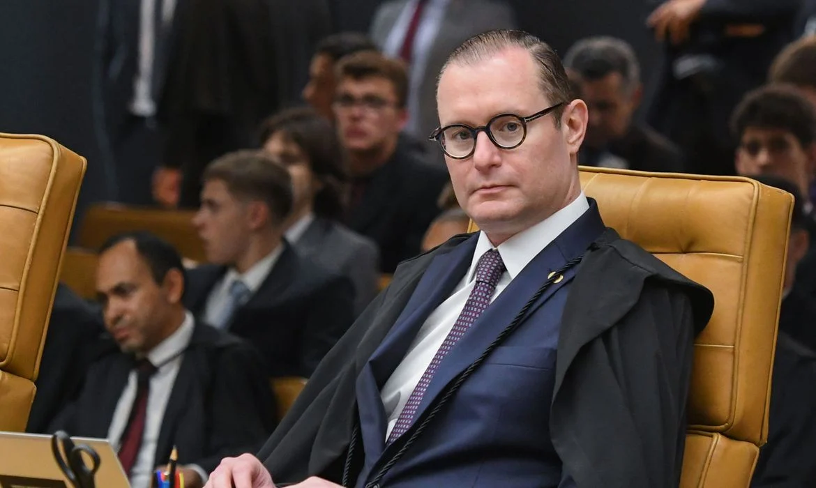 Supremo Tribunal Federal prorroga horário de votação em todo o Brasil até as 19h