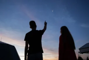 Telescópio espacial da Nasa encerra missão e vai reentrar na atmosfera terrestre