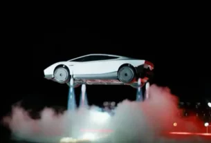 Tesla apresenta novo Roadster com tecnologia inspirada na aviação