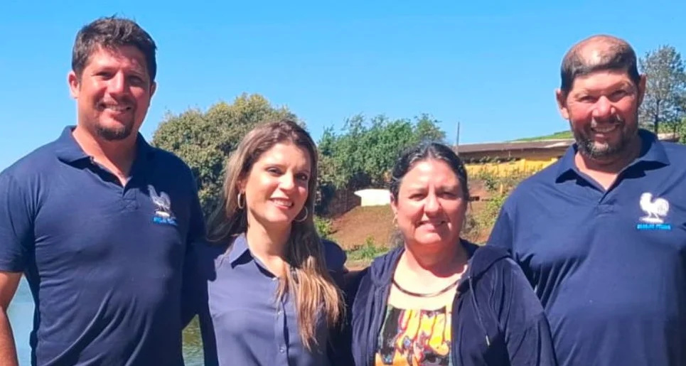 Três gerações da família Freiria expandem avicultura em Minas Gerais após legado de avô