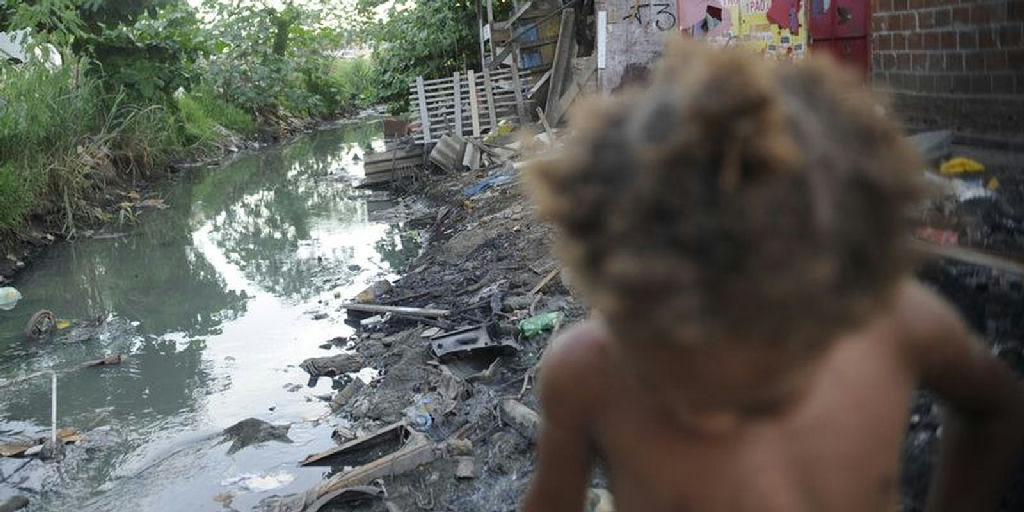 Unicef alerta que 30 milhões de crianças brasileiras correm riscos com mudanças climáticas até 2027