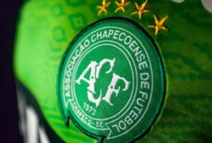 Vitória busca vitória crucial contra Chapecoense para evitar rebaixamento