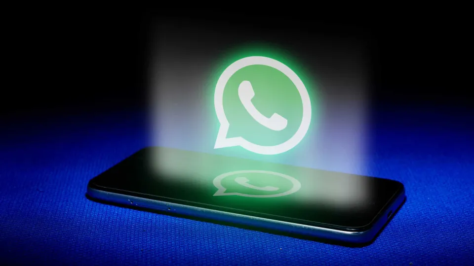 Whatsapp testa recurso inédito para adicionar áudio às figurinhas em conversas
